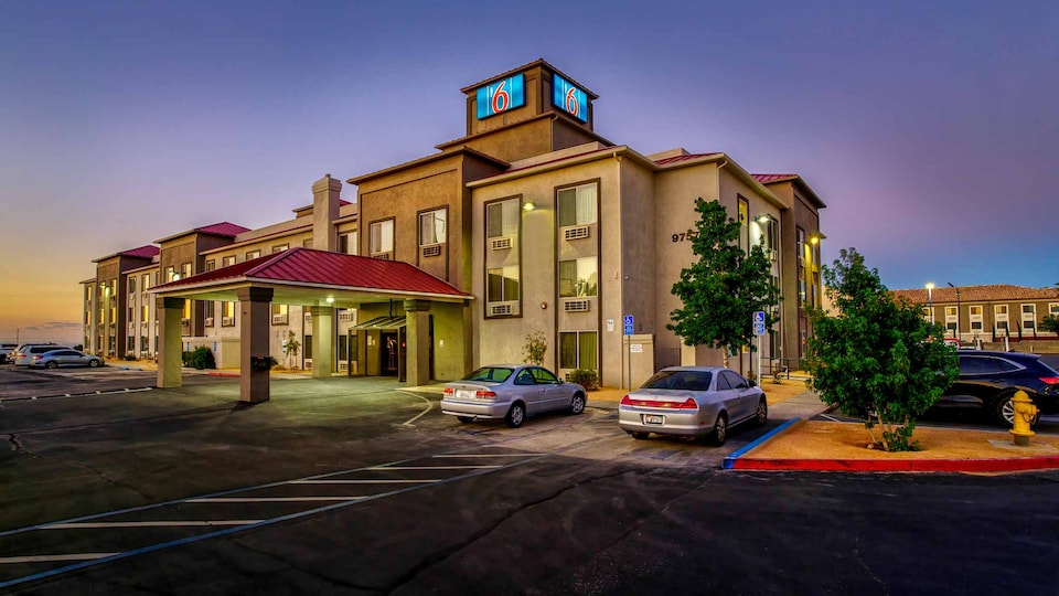 Motel 6 Hesperia, CA - West Main Street - I-15, Hesperia, Hesperia