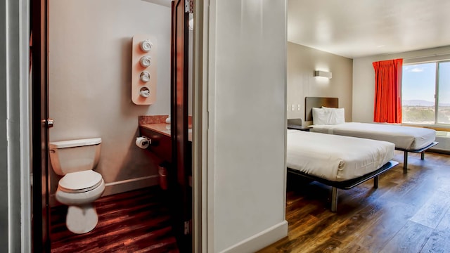 2 Queen Beds | Smoking