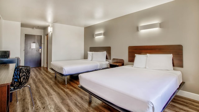 2 CAMAS QUEEN | FUMADORES, MICROFRIGIDOR