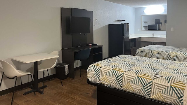 2 Full Beds | Mobil Access Tub Nsmk Kitchen