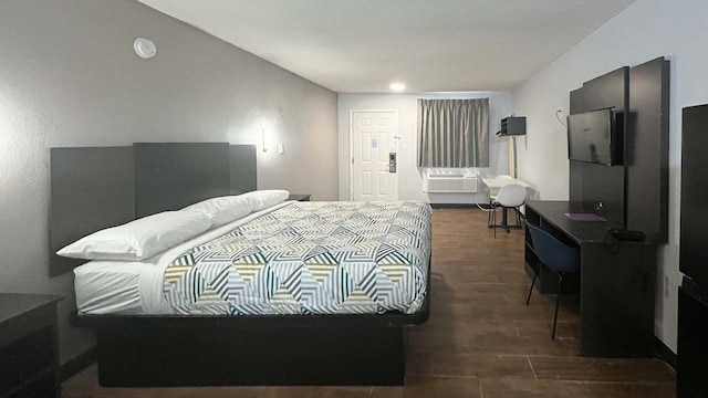 1 King Bed | Mobil Access Tub Nsmk Kitchen