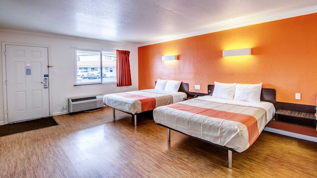 2 QUEEN BEDS | MOBILITY ACCESSIBLE TUB, SMK 