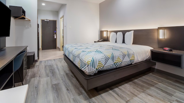 1 King Bed | Non-Smoking, Kitchen