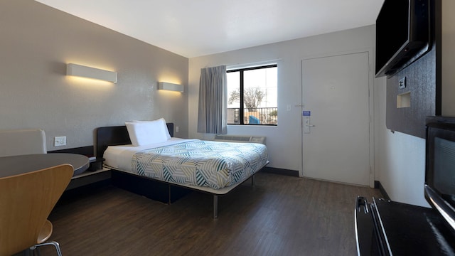 1 Full Bed | ADA/RI Shower/Micfridge