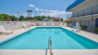 Motel 6 Russellville, AR