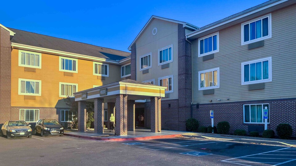 Studio6 Memphis, TN – East Memphis, C38017, Memphis