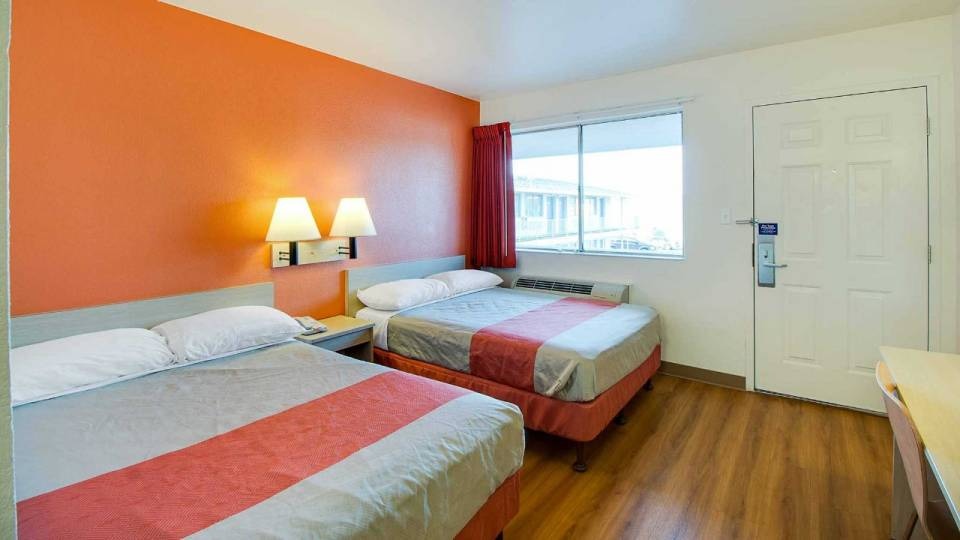 Motel 6 Phoenix, AZ - East, C85008, Phoenix