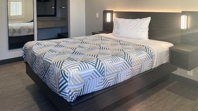 1 King Bed | Non-Smoking, Hot Tub, Micfridge 