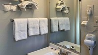 Motel 6 Artesia, NM
