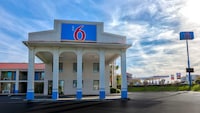 Motel 6 Cookeville, TN