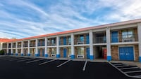 Motel 6 Cookeville, TN