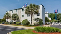 Motel 6 Columbia, SC - Fort Jackson Area