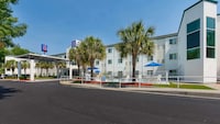 Motel 6 Columbia, SC - Fort Jackson Area