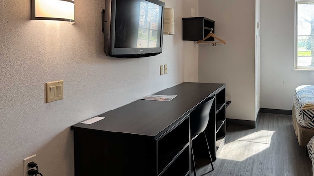 2 Full Beds | Micfridge