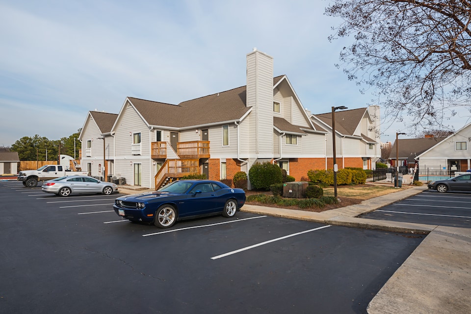 Studio 6 Greensboro, NC, C27407, Greensboro