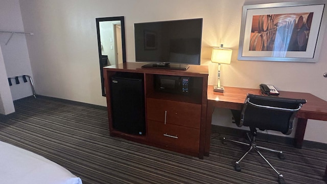 1 King Bed | Non-Smoking, Micfridge