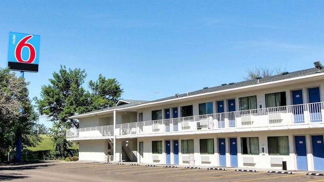 Motel 6 Bismarck, ND