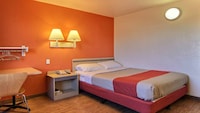 Motel 6 Bismarck, ND