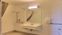 Motel 6 Bismarck, ND