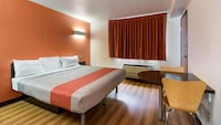 Motel 6 Davenport, IA