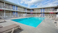 Motel 6 Baton Rouge, LA - Southeast