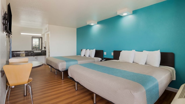 2 King Beds | Non-Smoking