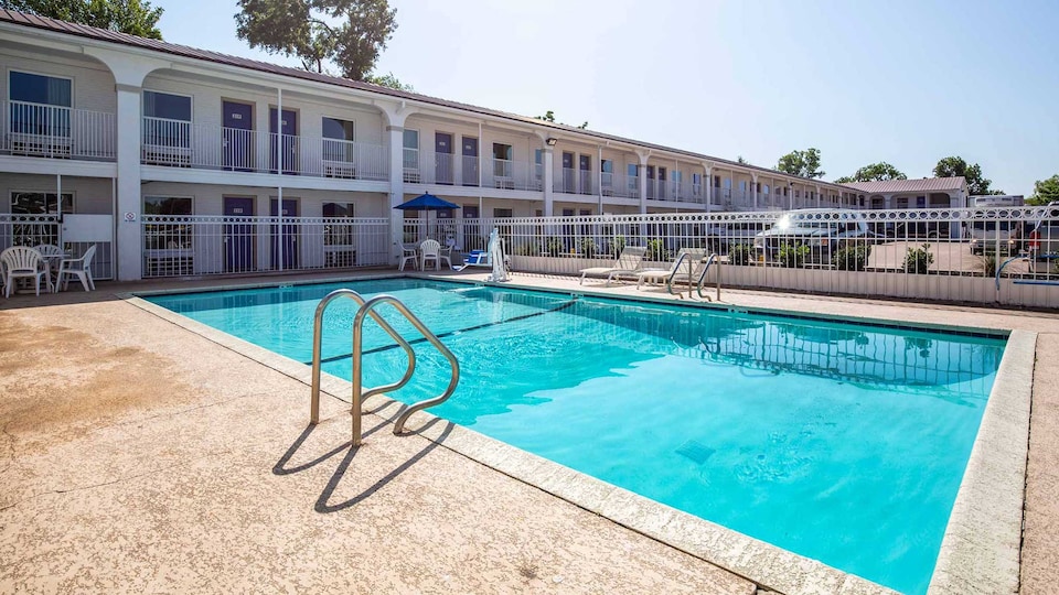 Studio 6 Bryan, TX - University Area, BRYAN, BRYAN