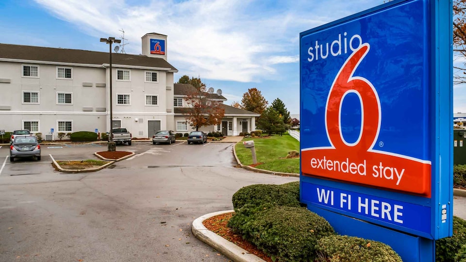 Studio6 Fishers, IN - Indianapolis, FISHERS, FISHERS