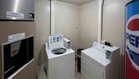 Motel 6 North Sioux City, SD – I-29 North