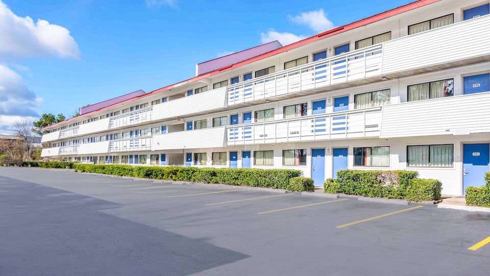 Motel 6 Birmingham, AL, C35209, Birmingham City AL