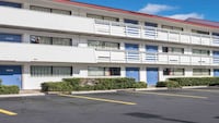 Motel 6 Birmingham, AL