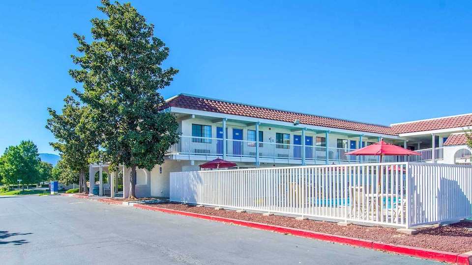 Motel 6 Redding, CA - South, C96002, Redding CA