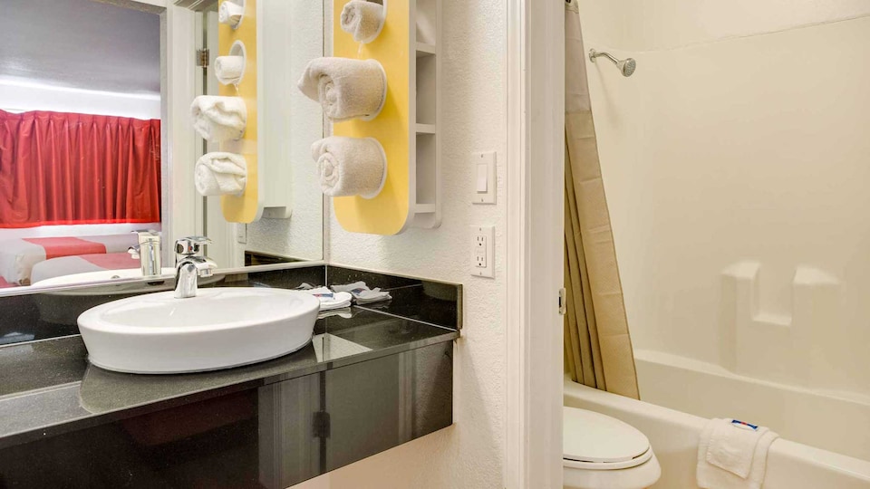 Motel6 Fayetteville, AR, Fayetteville_7055219a, Fayetteville