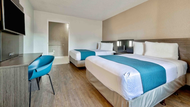 2 Full Beds | ADA/Roll-In Shower