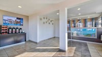 Motel 6 Anaheim, CA - Fullerton East