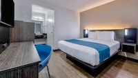 Motel 6 Anaheim, CA - Fullerton East