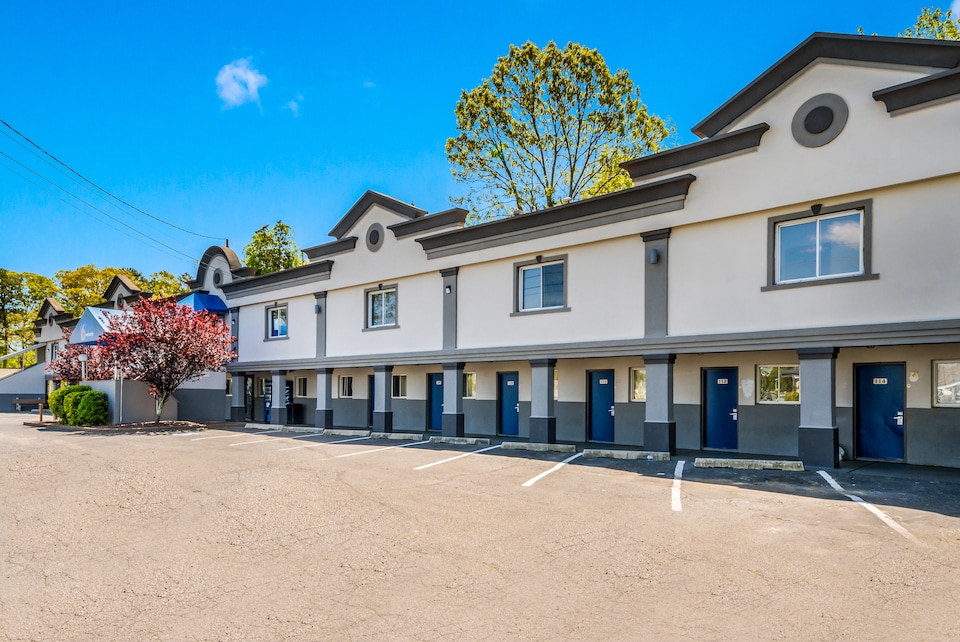 Motel 6 San Francisco, CA – Lombard Street, C94123-2, San Francisco CA