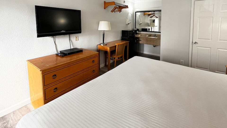 Motel 6 San Francisco, CA – Lombard Street, C94123-2, San Francisco CA