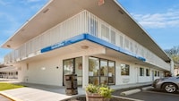 Motel 6 Lenexa, KS - Kansas City Southwest
