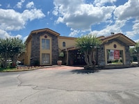 Studio 6 Huntsville, AL University Drive