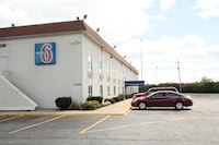 Motel 6 Toledo, OH