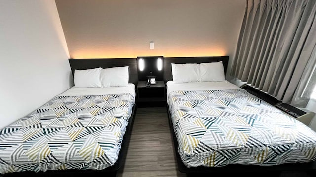 2 Full Beds | Smoking, Kitchen