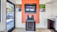 Motel 6 Stockton, CA - Charter Way West
