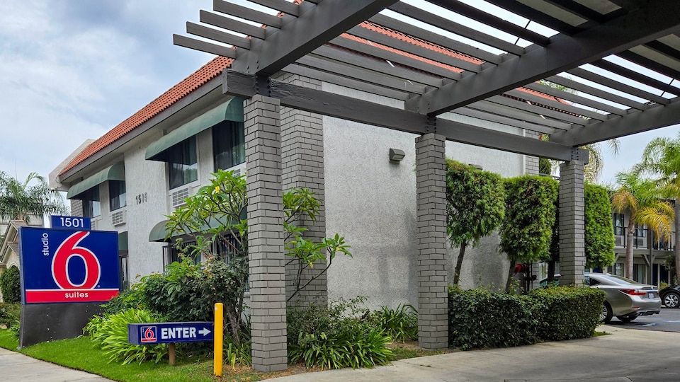 Studio 6 Suites Santa Ana, CA, Santa Ana, Santa Ana