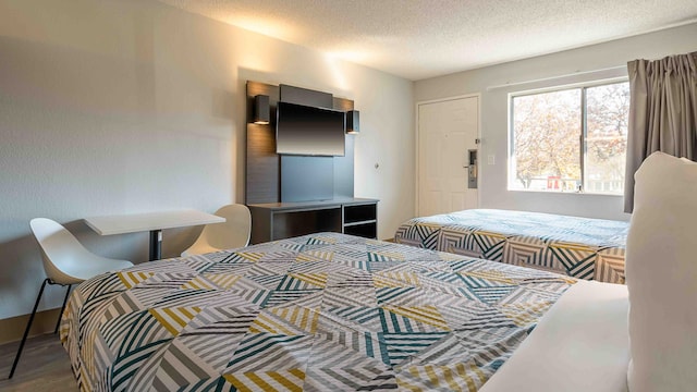 2 Full Beds | Non-Smoking, Kitchen