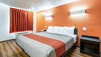 Motel 6 Mansfield, OH