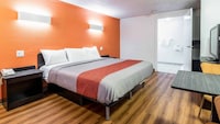 Motel 6 Mansfield, OH