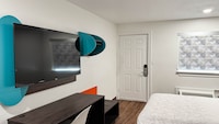 Motel 6 Galveston, TX - Beach/Seawall