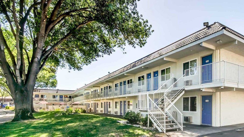 Motel 6 Stockton, CA - North, Stockton, Stockton