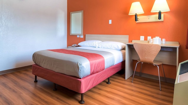 1 Full Bed | ADA/Tub